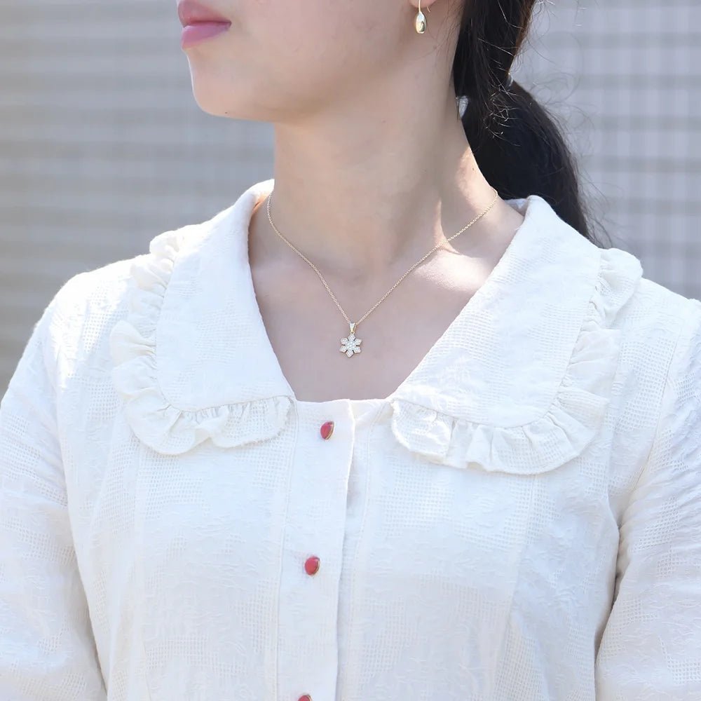 2024 New Trendy 14k Gold Plated Frozen Jewelry Snowflake Year Pendant Necklace Long Necklace - Image 2